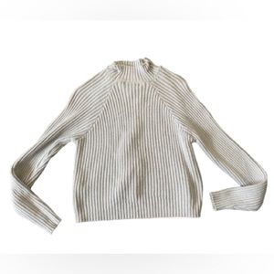 Forever 21 Heavyweight Turtle Neck Knit Sweater Size Medium